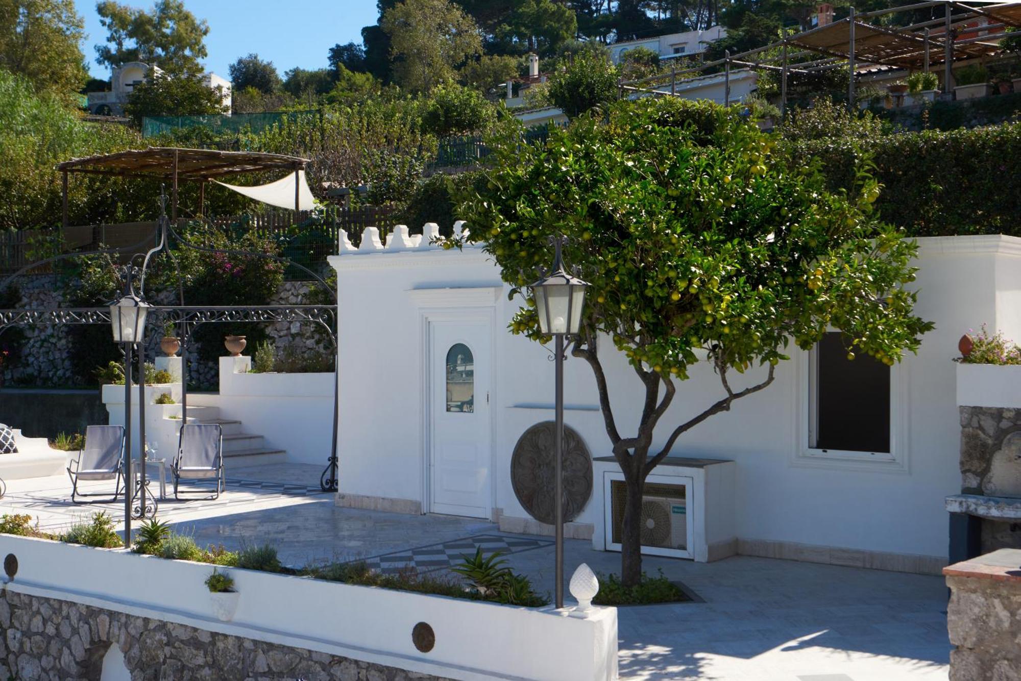 La Casa Dei Merli Capri Exterior photo
